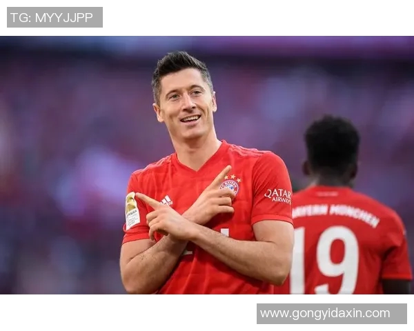 足球历史50大传奇球星回顾与影响力分析 足球历史50大传奇球星回顾与影响力分析