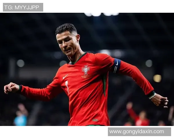 英格兰现役足球球星实力解析与未来发展全面观察 英格兰现役足球球星实力解析与未来发展全面观察